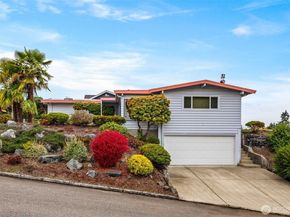 204 SW 298th Place, Federal Way WA 98023