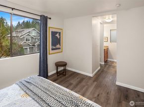 10330 SE 6TH Street A2, Bellevue WA 98004