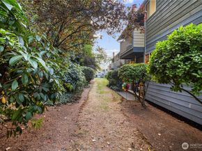 14401 SE Petrovitsky Road B209, Renton WA 98058