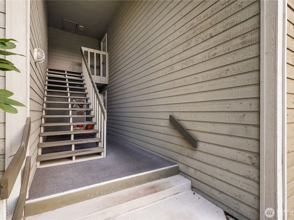 14401 SE Petrovitsky Road B209, Renton WA 98058