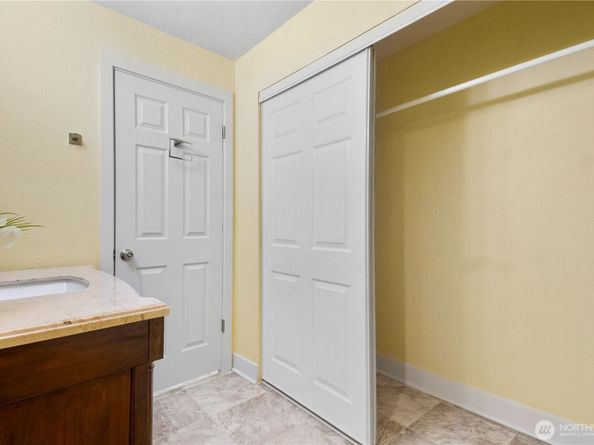 14401 SE Petrovitsky Road B209, Renton WA 98058