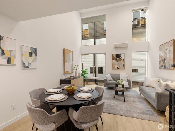 4414 Midvale Avenue N, Seattle WA 98103