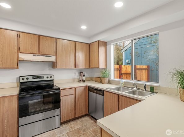 1520 128th Drive NE 2A, Lake Stevens WA 98258