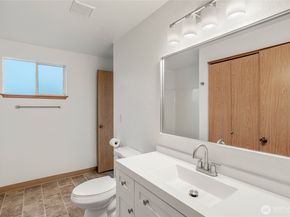 1520 128th Drive NE 2A, Lake Stevens WA 98258