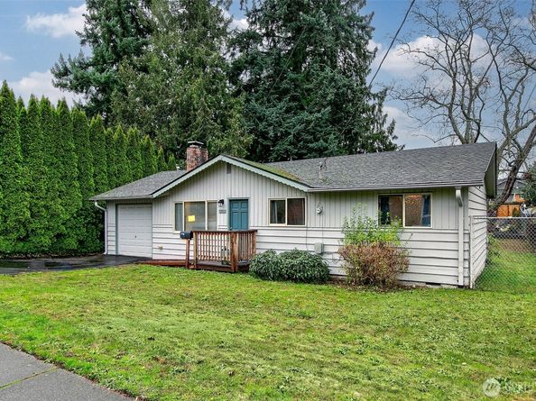 5723 208th Street SW, Lynnwood WA 98036