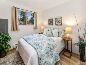 5723 208th Street SW, Lynnwood WA 98036