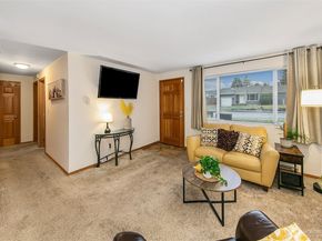 5723 208th Street SW, Lynnwood WA 98036