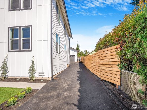 325 J Avenue Unit A, Snohomish WA 98290