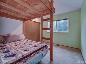 6494 Windward Place NW, Bremerton WA 98312