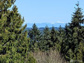 6494 Windward Place NW, Bremerton WA 98312