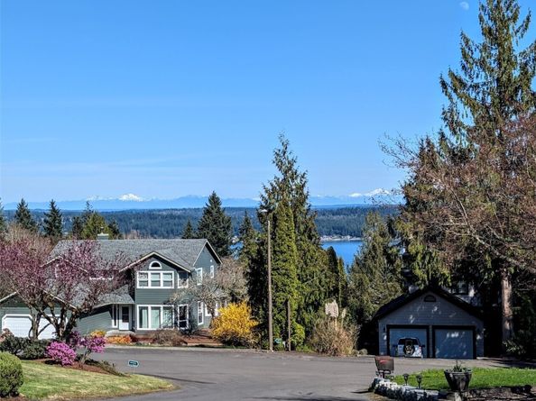 6494 Windward Place NW, Bremerton WA 98312