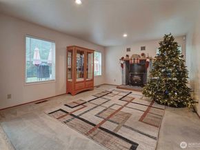 6494 Windward Place NW, Bremerton WA 98312