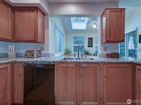 6494 Windward Place NW, Bremerton WA 98312