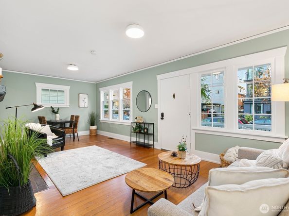 6008 SW Stevens Street, Seattle WA 98116