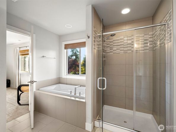 14211 34th Avenue S, Tukwila WA 98168