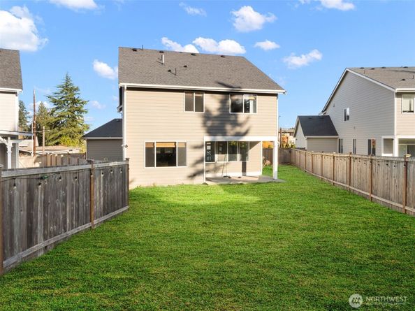 14211 34th Avenue S, Tukwila WA 98168