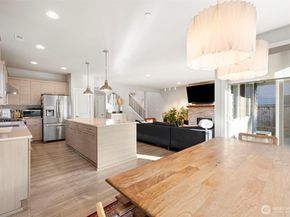 14211 34th Avenue S, Tukwila WA 98168