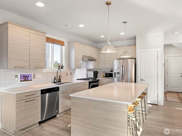 14211 34th Avenue S, Tukwila WA 98168