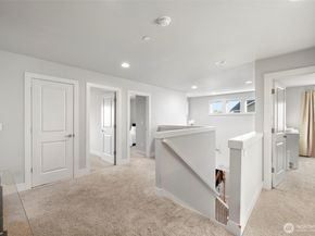 14211 34th Avenue S, Tukwila WA 98168