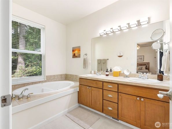 7139 SW Dunraven Lane, Port Orchard WA 98367