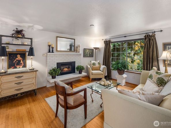 23111 165th Avenue SE, Woodinville WA 98272