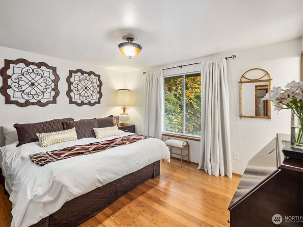 23111 165th Avenue SE, Woodinville WA 98272