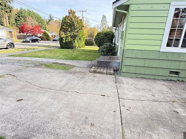 3533 SE 6th ST, Renton WA 98058