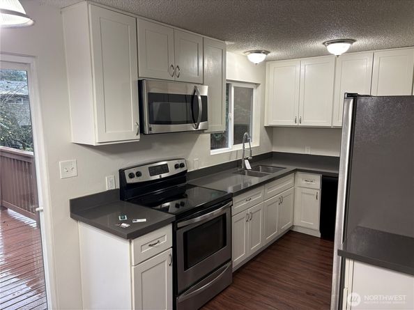 16312 127th Place SE, Renton WA 98058