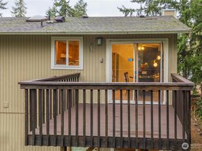 7560 E Harrison Street, Port Orchard WA 98366