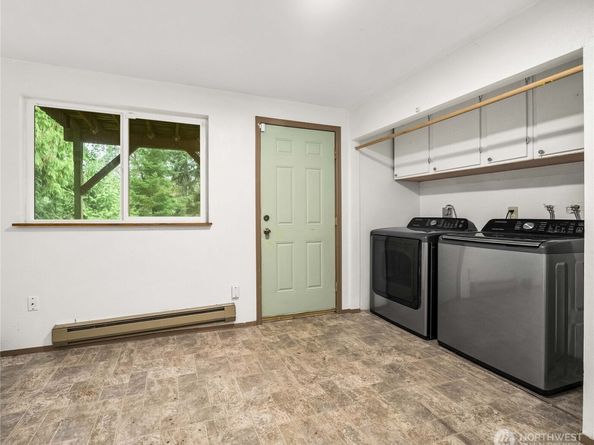 7560 E Harrison Street, Port Orchard WA 98366