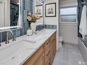 8904 SE 58th Street, Mercer Island WA 98040