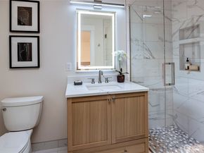 8904 SE 58th Street, Mercer Island WA 98040