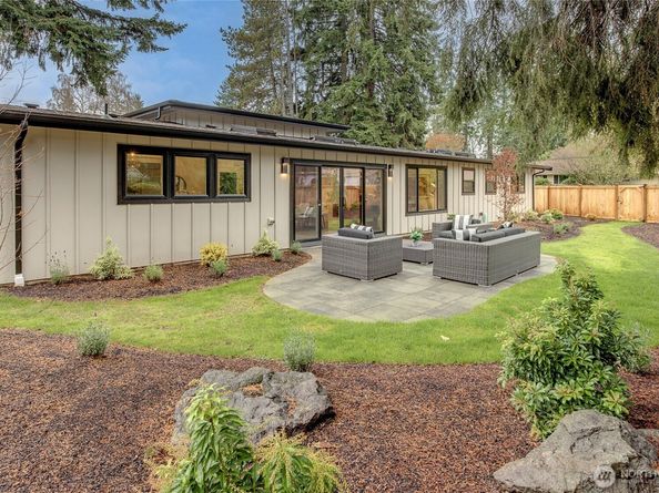 8904 SE 58th Street, Mercer Island WA 98040