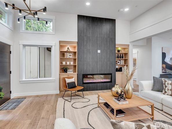 8904 SE 58th Street, Mercer Island WA 98040