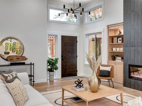 8904 SE 58th Street, Mercer Island WA 98040