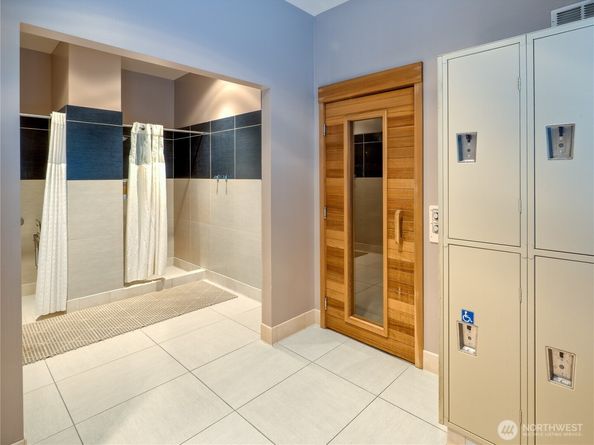 910 Lenora Street 200, Seattle WA 98121