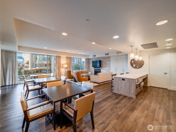 910 Lenora Street 200, Seattle WA 98121