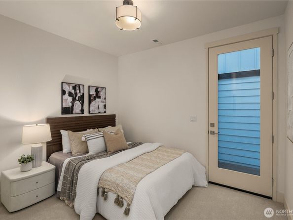 4120 161st Avenue SE, Bellevue WA 98006