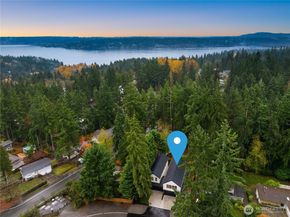 4120 161st Avenue SE, Bellevue WA 98006