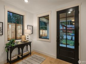 4120 161st Avenue SE, Bellevue WA 98006