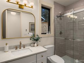 4120 161st Avenue SE, Bellevue WA 98006