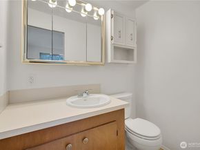 1361 S 279th Street, Des Moines WA 98198