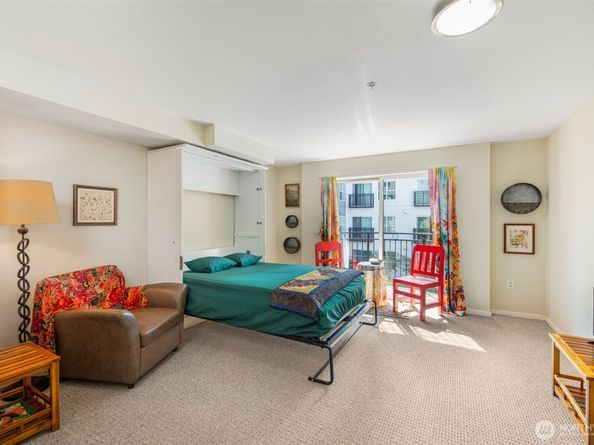 425 Vine Street 623, Seattle WA 98121