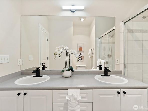 16125 Juanita-Woodinville Way NE 1106, Bothell WA 98011