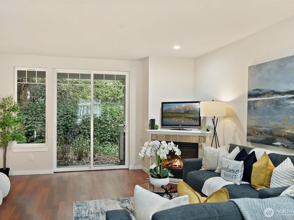 16125 Juanita-Woodinville Way NE 1106, Bothell WA 98011