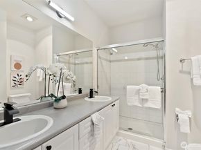 16125 Juanita-Woodinville Way NE 1106, Bothell WA 98011