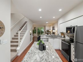 16125 Juanita-Woodinville Way NE 1106, Bothell WA 98011