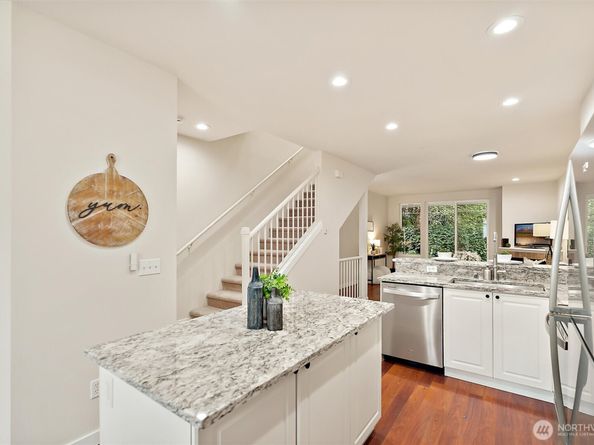 16125 Juanita-Woodinville Way NE 1106, Bothell WA 98011