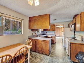 31119 5th Avenue S, Federal Way WA 98003
