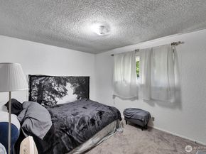 31119 5th Avenue S, Federal Way WA 98003